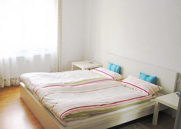 Nora באד נויאנאהר-ארוויילר